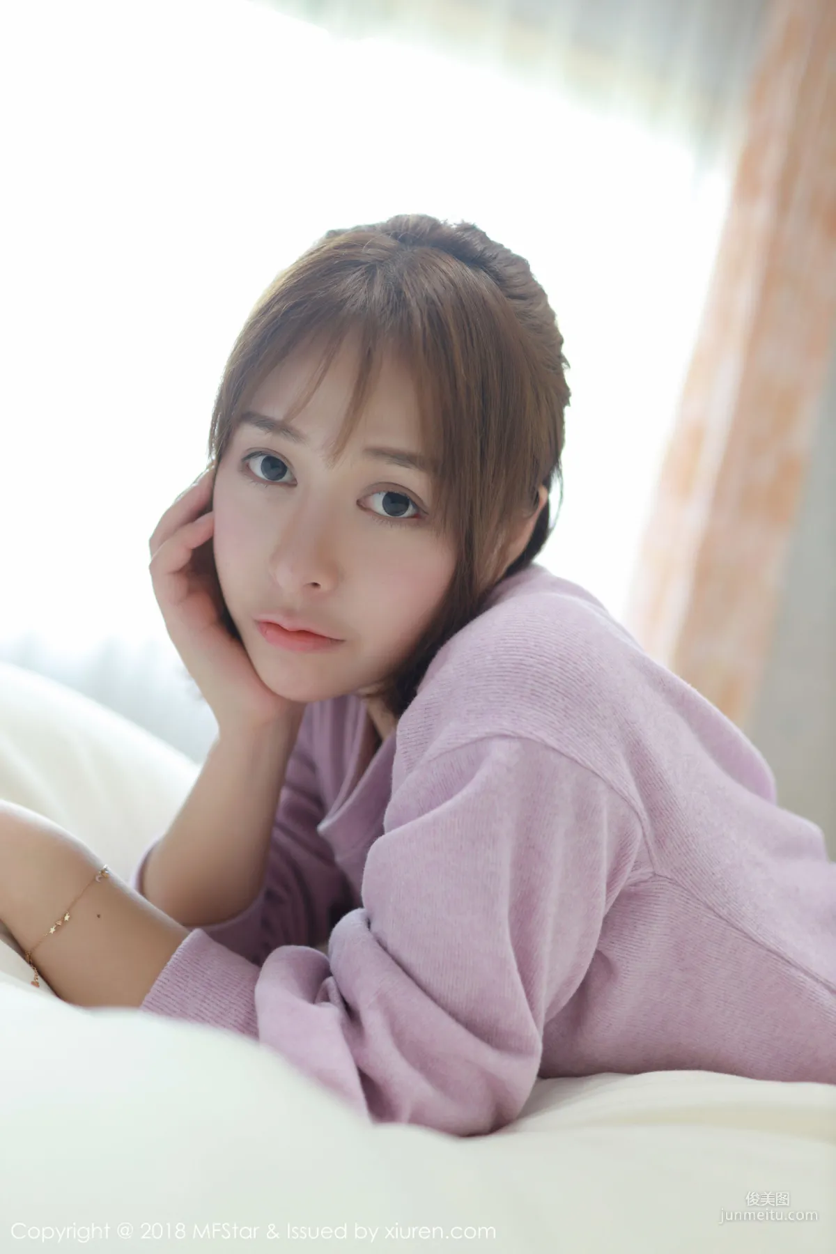 Evelyn Ai Li, Sexy Under Purple Sweater and Lace Lingerie [MFStar] Vol.170 Photo Set photo 3