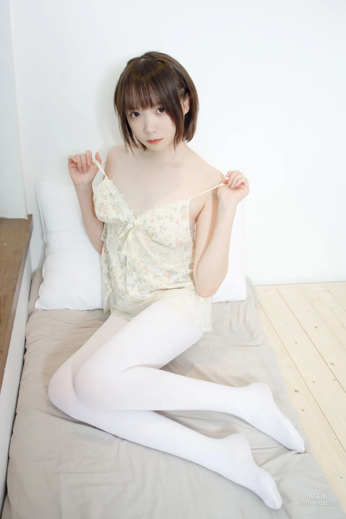 吊带短裙50D白丝 [森萝财团] [X-057] 写真集42