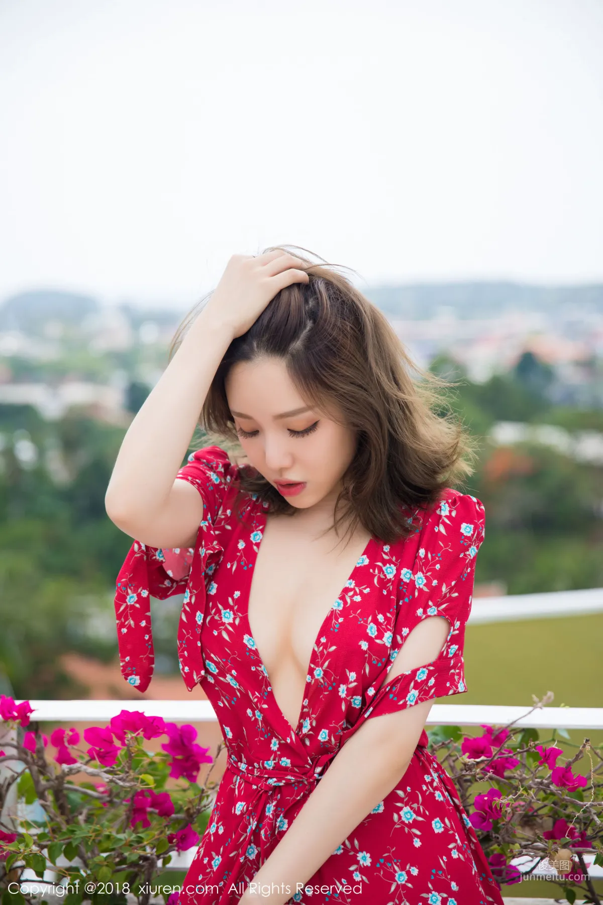 Huang Leran, Shy Long Dress and Beautiful Legs Goddess [XiuRen] No.1284 Photo Set photo 34
