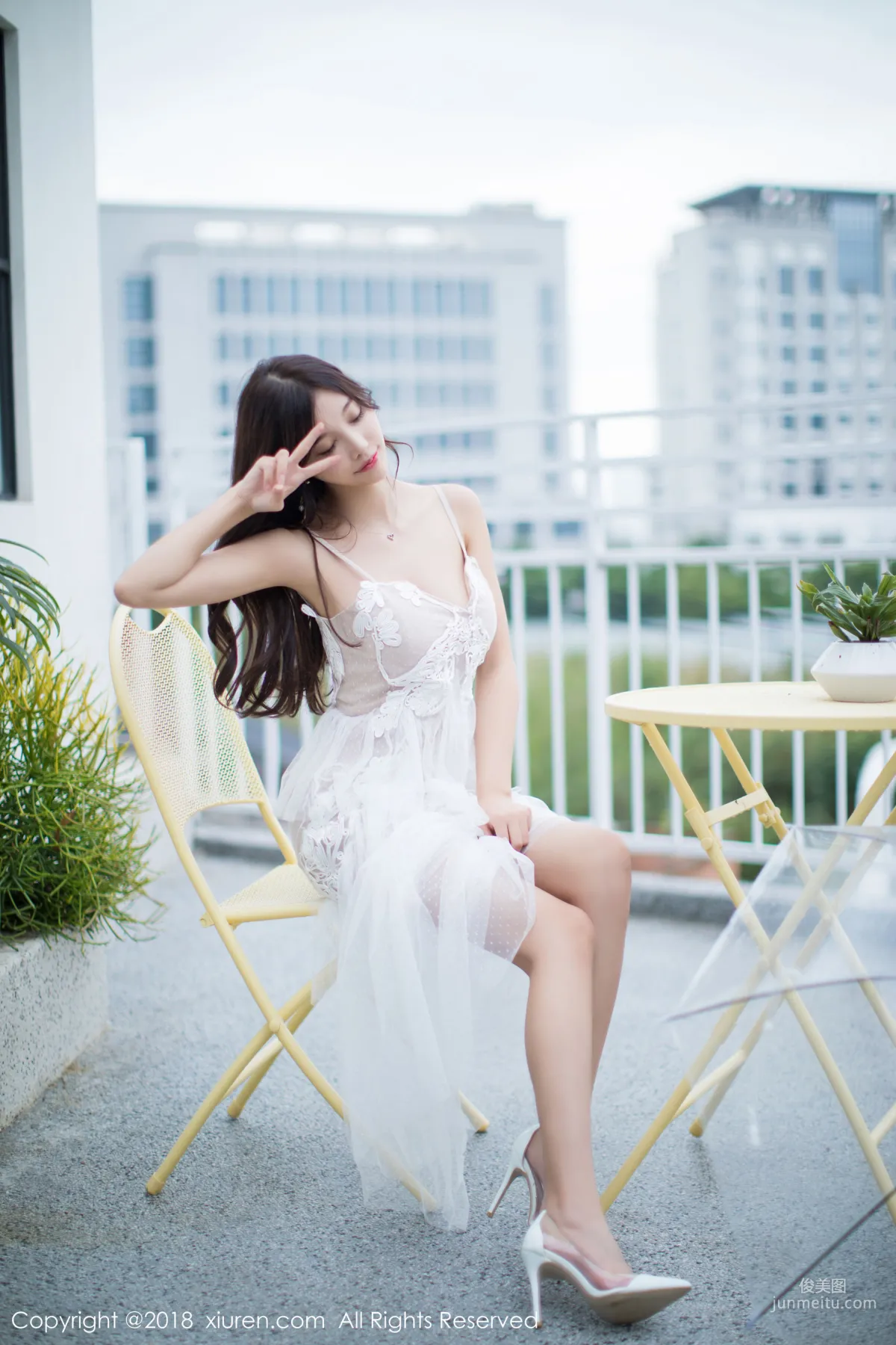 Yang Chenchen sugar, Sweet Bride + Black Stockings Lady [XiuRen] No.1296 Photo Set photo 24