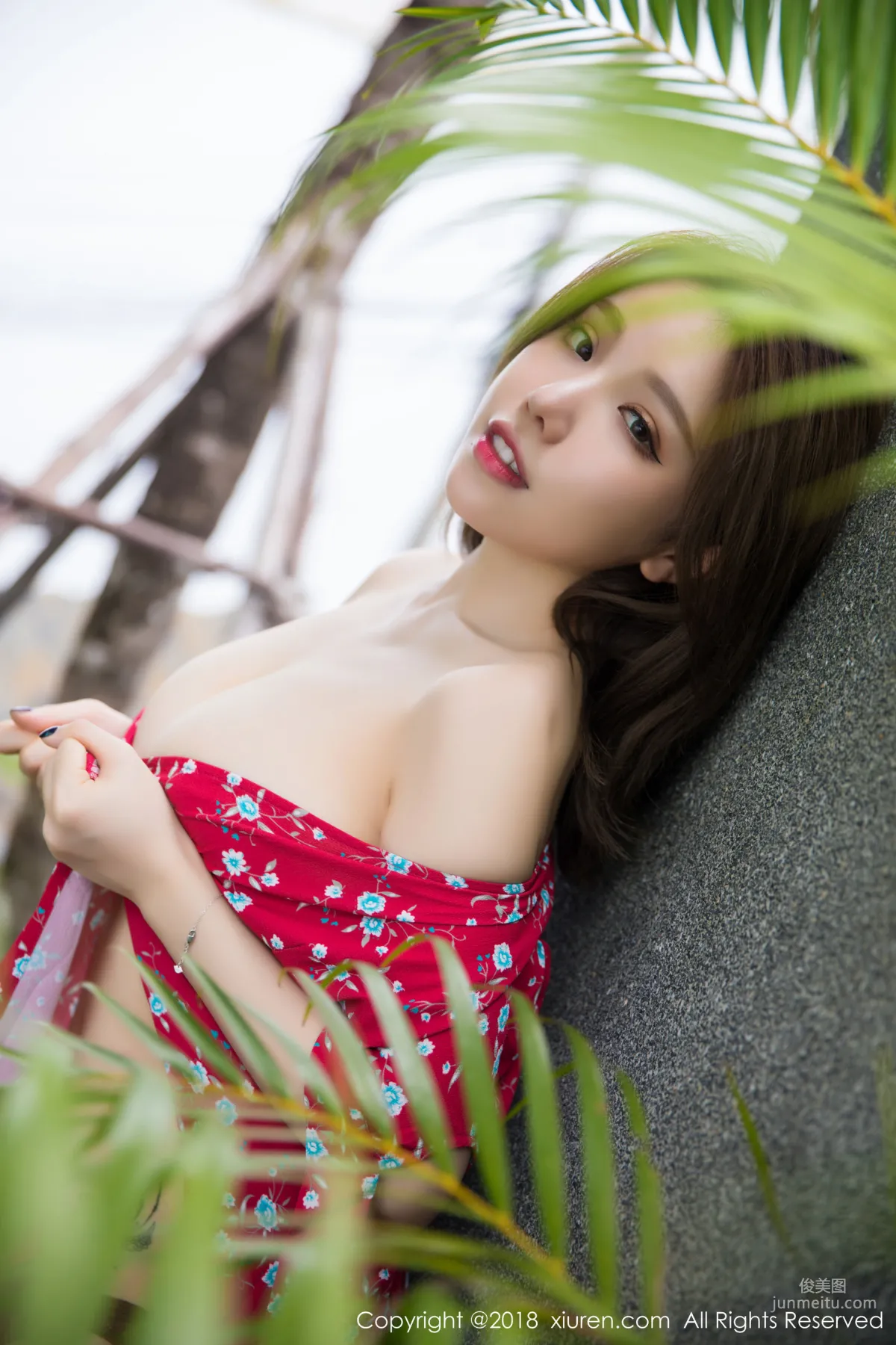Huang Leran, Shy Long Dress and Beautiful Legs Goddess [XiuRen] No.1284 Photo Set photo 42