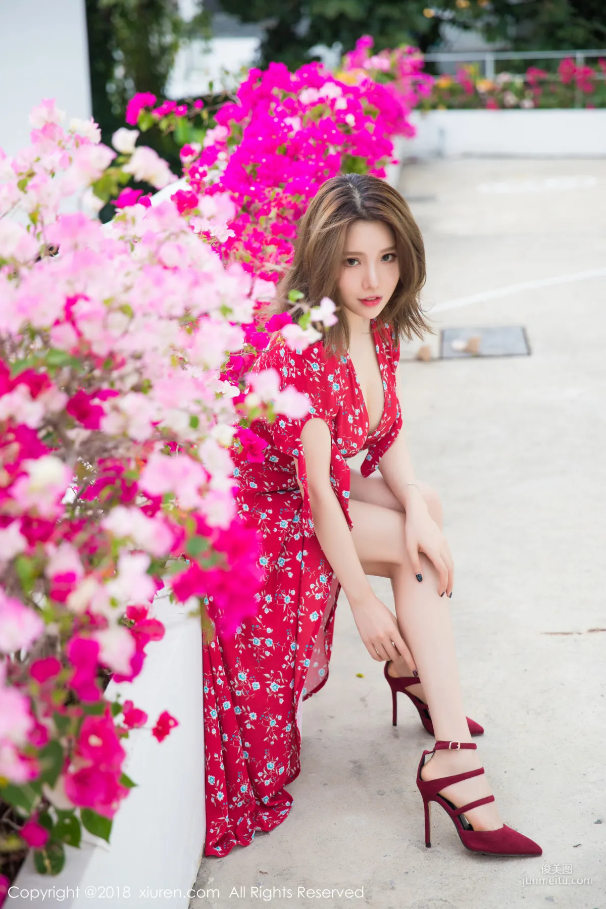 Huang Leran, Shy Long Dress and Beautiful Legs Goddess [XiuRen] No.1284 Photo Set photo 21