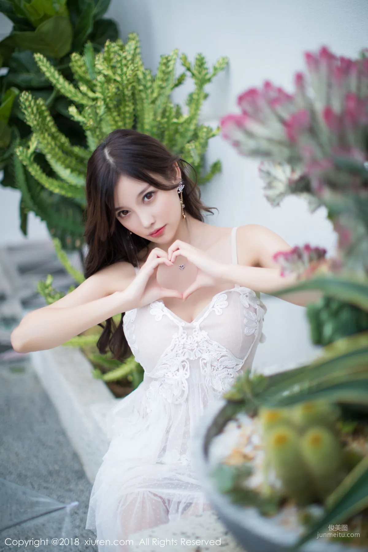 Yang Chenchen sugar, Sweet Bride + Black Stockings Lady [XiuRen] No.1296 Photo Set photo 21