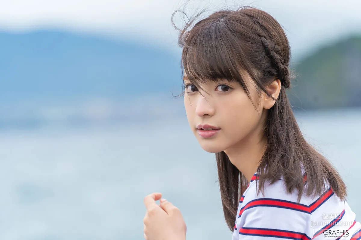 Kana Momonogi, Sign, [Graphis] WINTER SPECIAL 2018 Photo Set photo 7