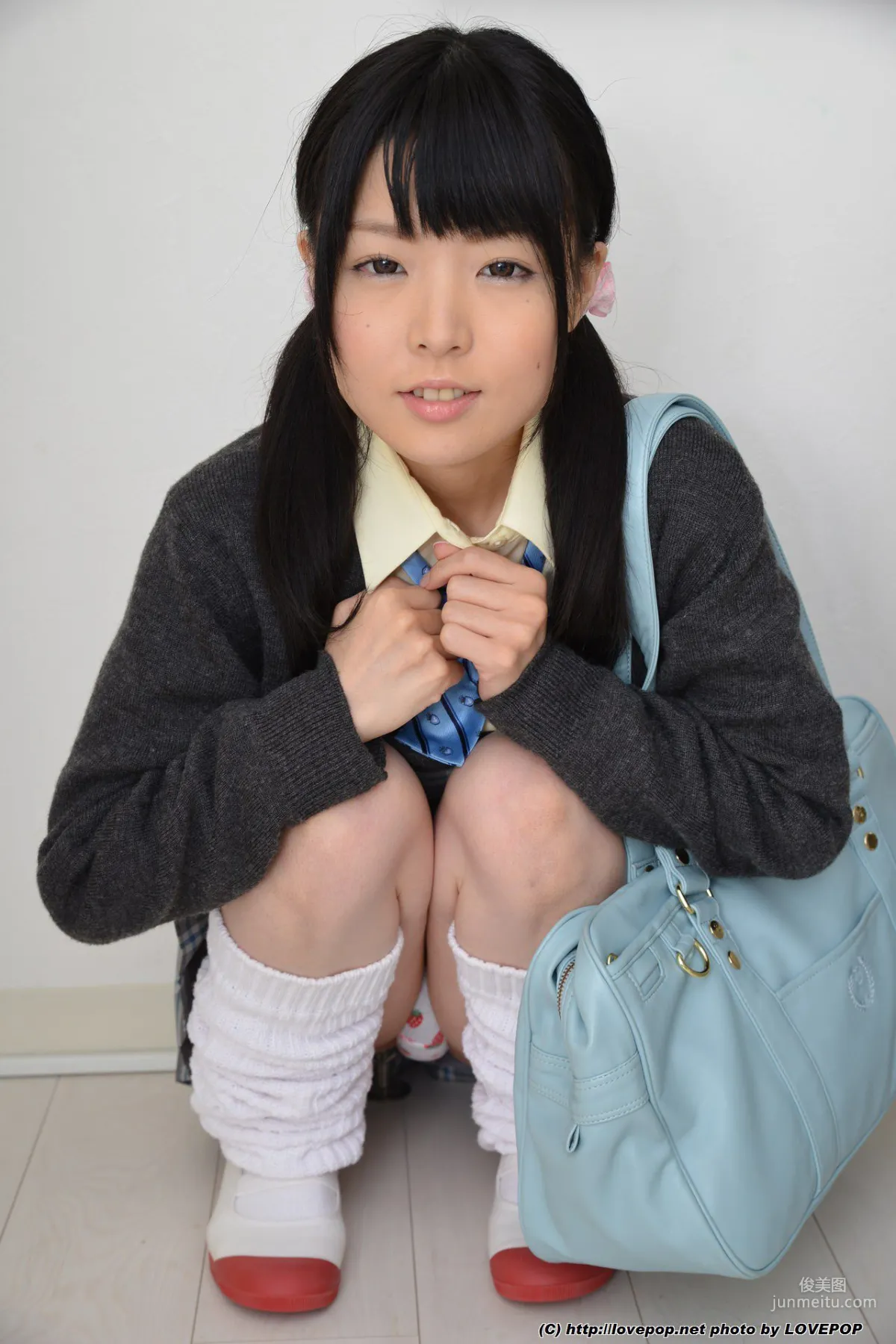 [LOVEPOP] なごみ《Uniform cardigan - PPV》写真集16