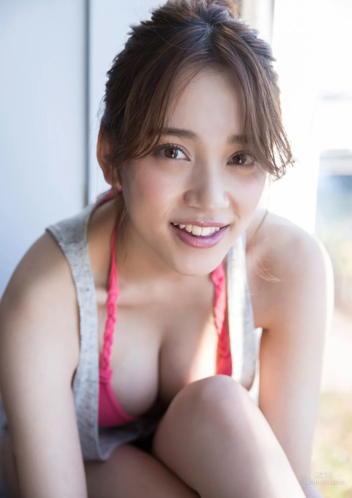 都丸紗也華「Fall in Love」 [PB] 写真集9