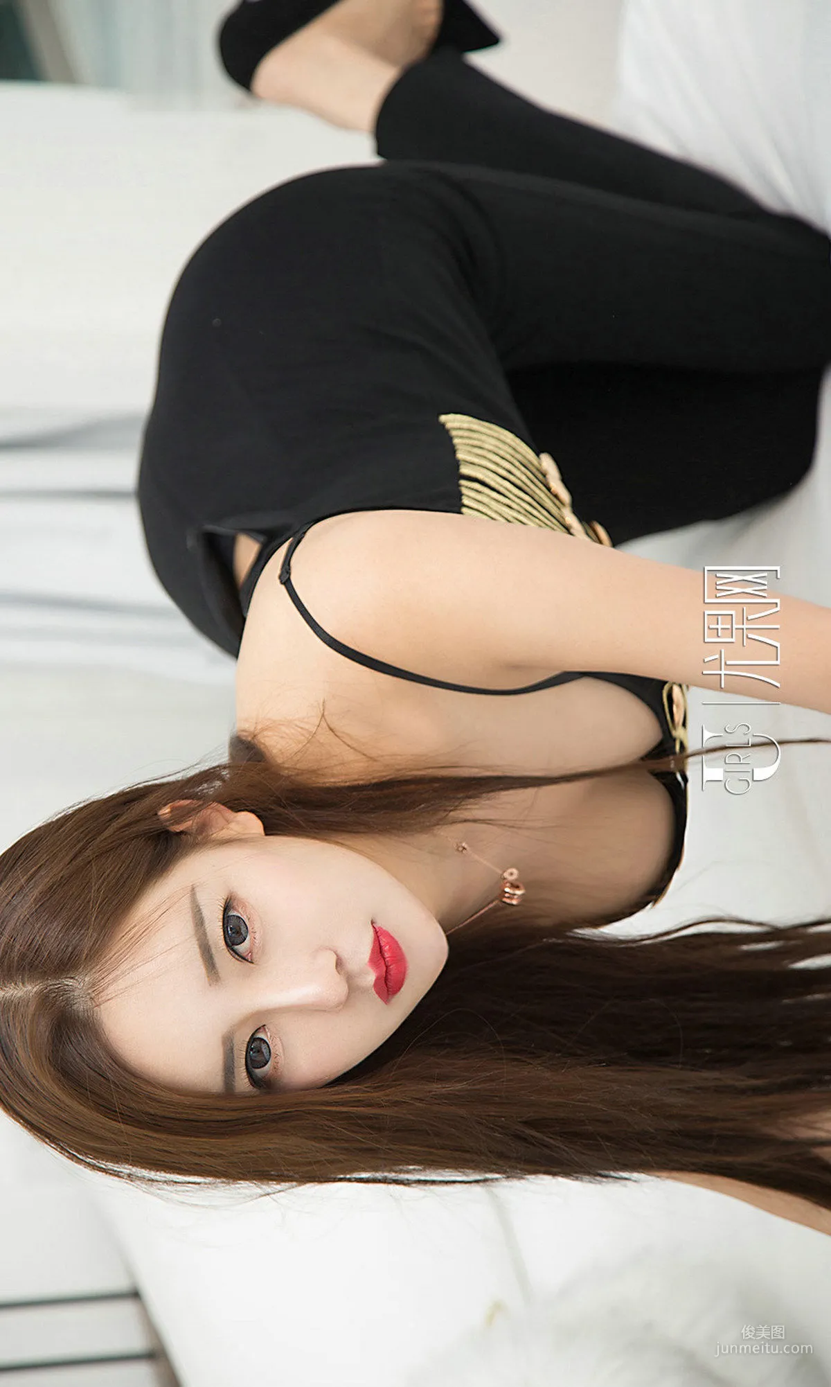 Wu Meixi, Romantic Kiss [Ugirls App Ai Youwu] No.1399 Photo Set photo 35