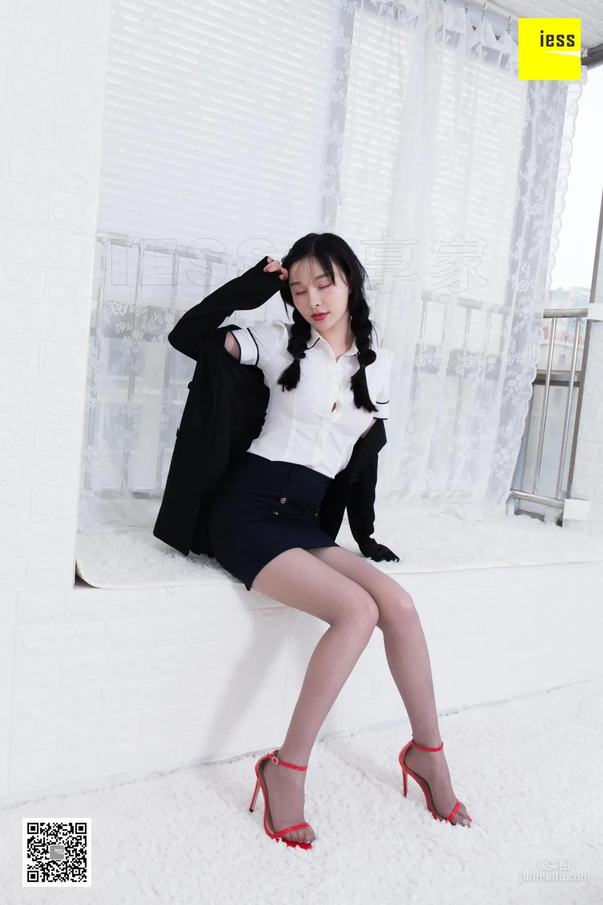 Miao Jie: IESS photo 19