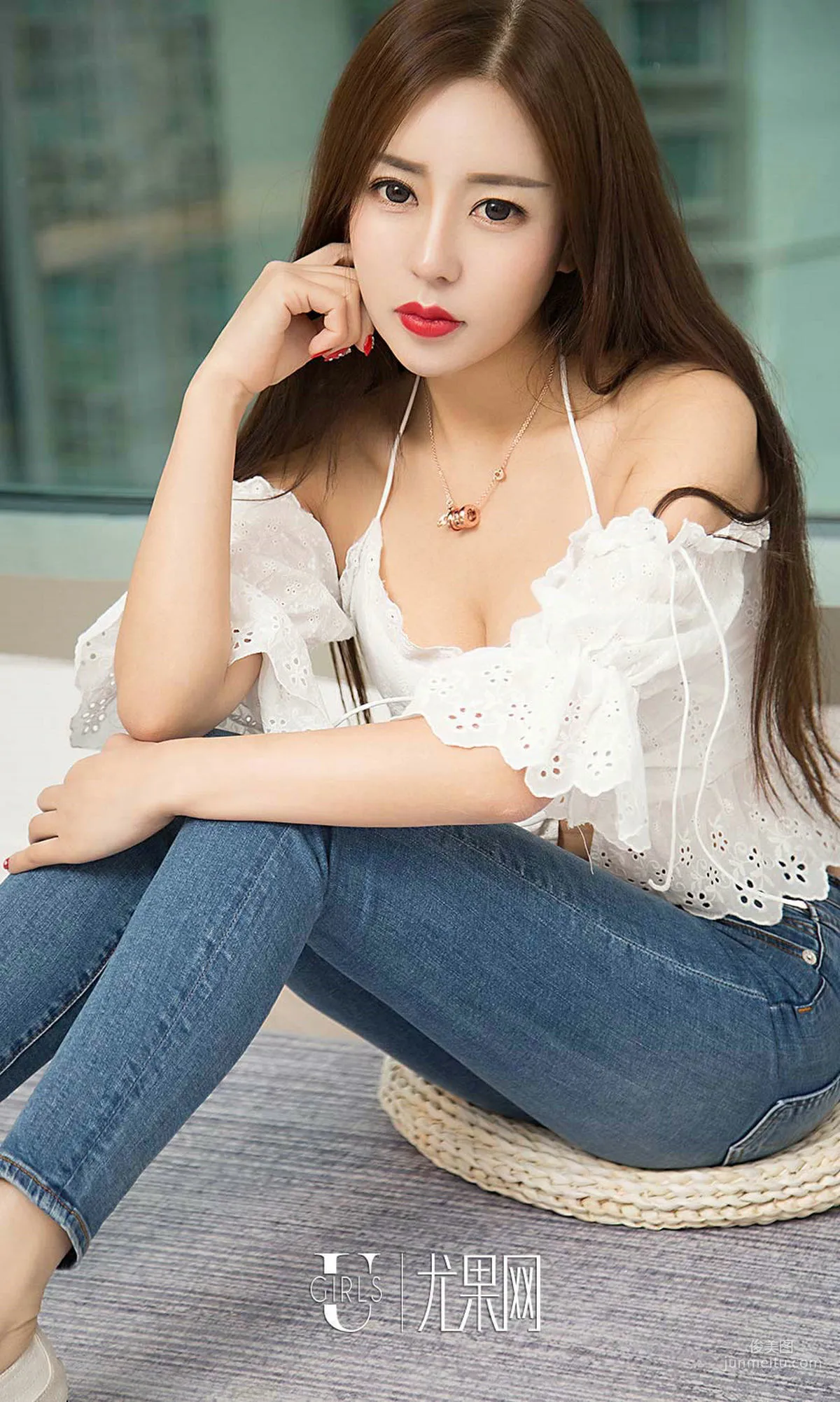 吴美溪 《罗曼蒂克的吻》 [尤果圈爱尤物] No.1399 写真集9