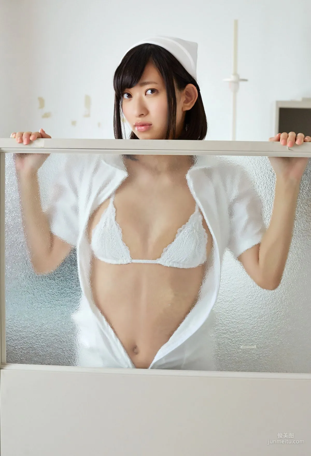 Yuka Kuramochi With Handwritten Signed Comment, Nurse With Too High Butt Pressure Photo Set photo 34