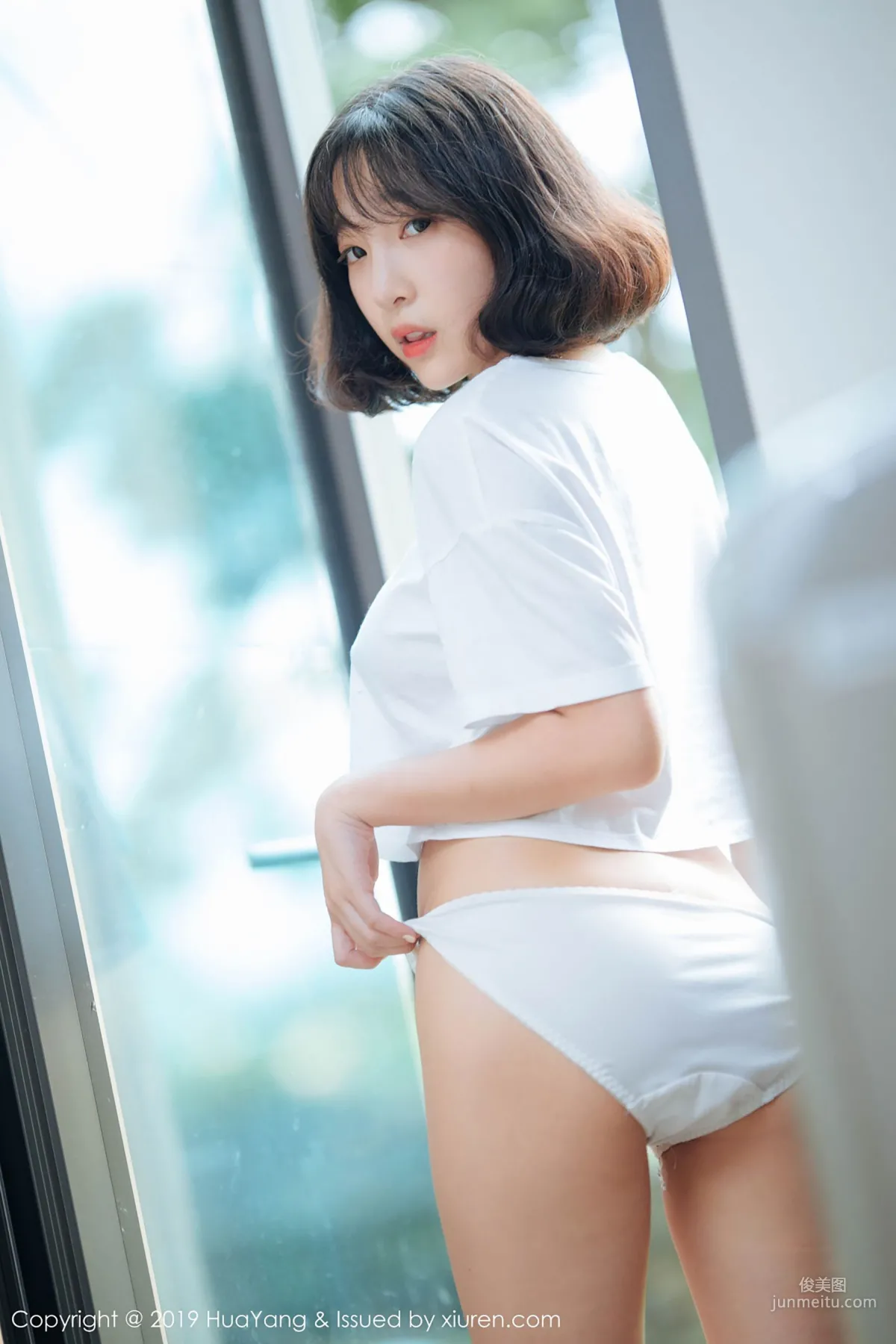 Model Qingqing, A Lotus Emerging from Water [HuaYang] Vol.109 Photo Set photo 17