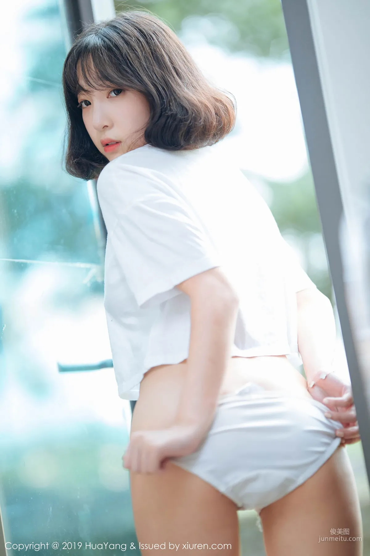 Model Qingqing, A Lotus Emerging from Water [HuaYang] Vol.109 Photo Set photo 16