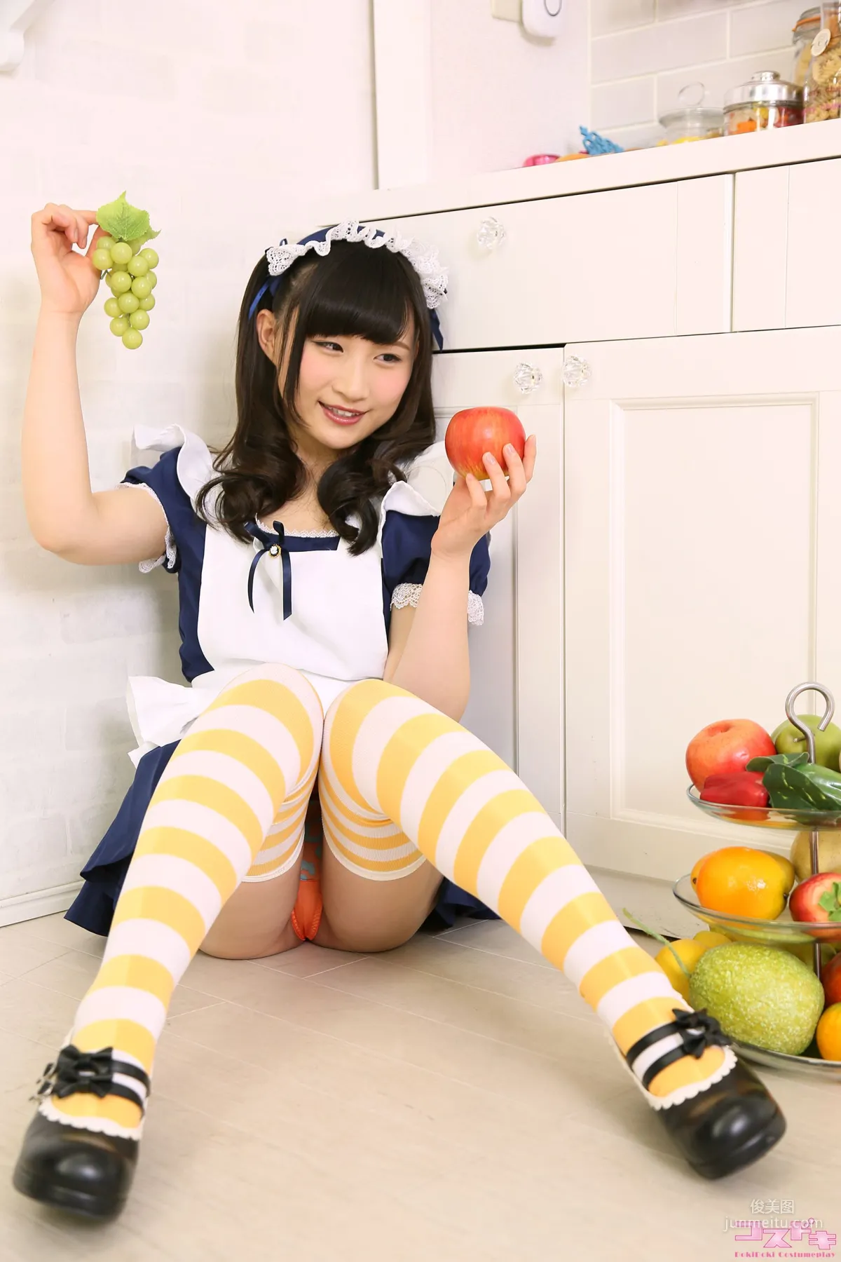 [Cosdoki] 鈴本みな suzumotomina_pic_maid1 写真集18