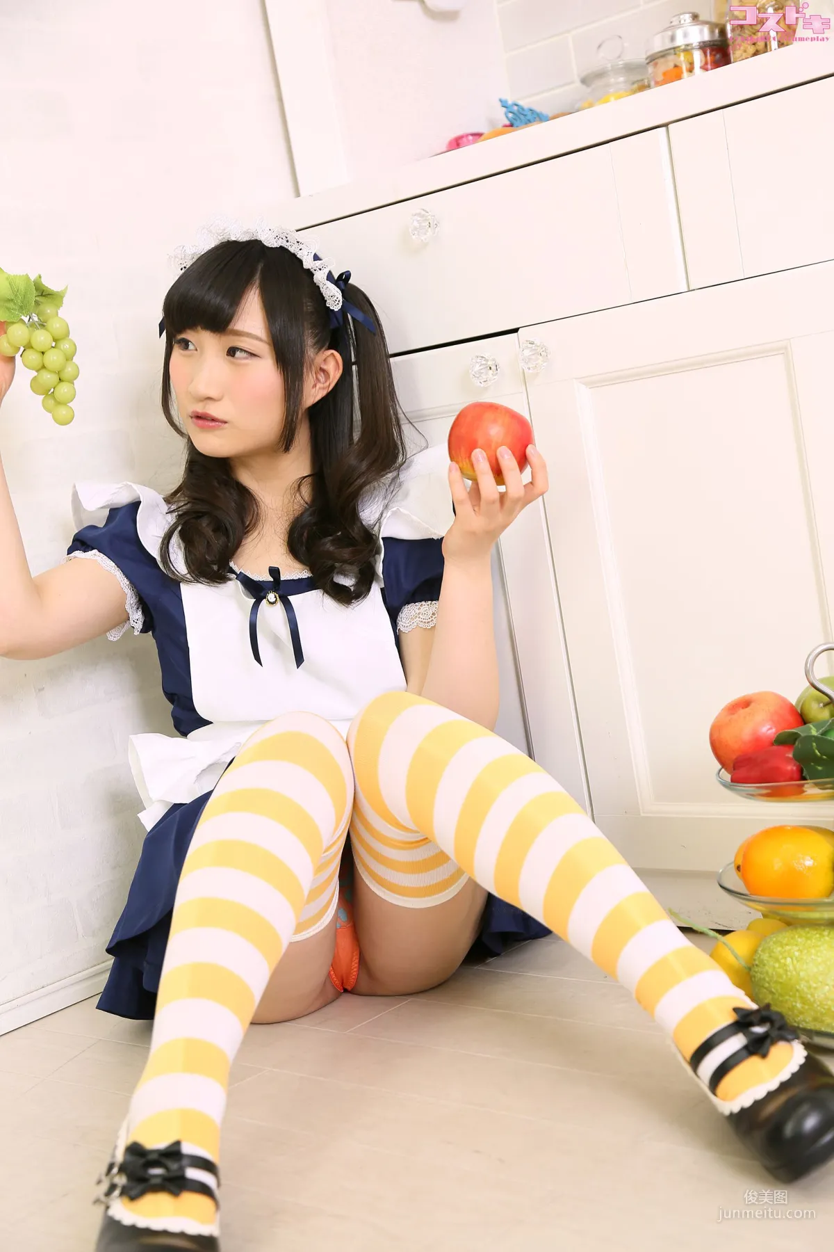 [Cosdoki] 鈴本みな suzumotomina_pic_maid1 写真集17