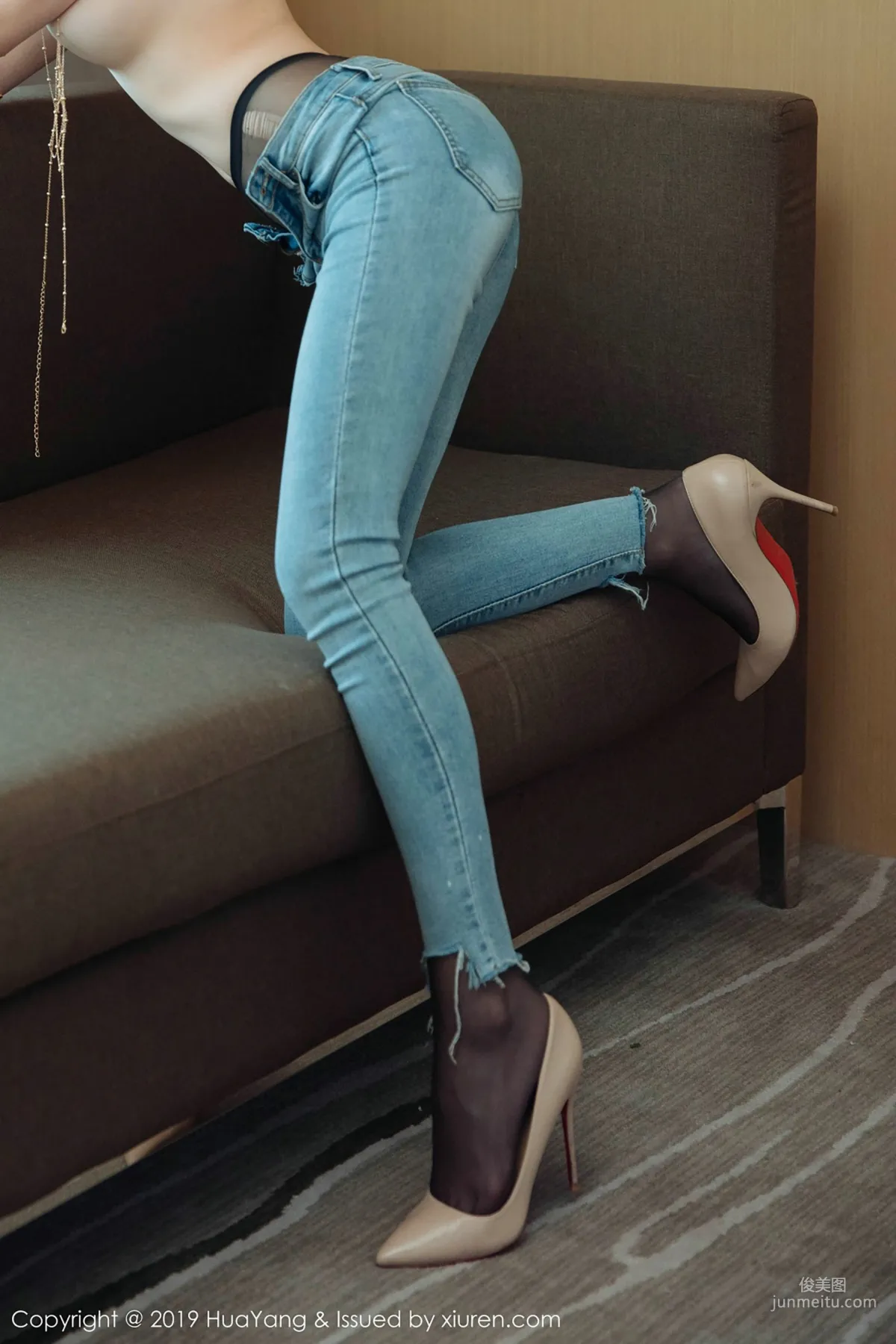 Zhou Yuxi Sandy S-Curve Under Denim Lingerie [HuaYang] Vol.110 Photo Set photo 38