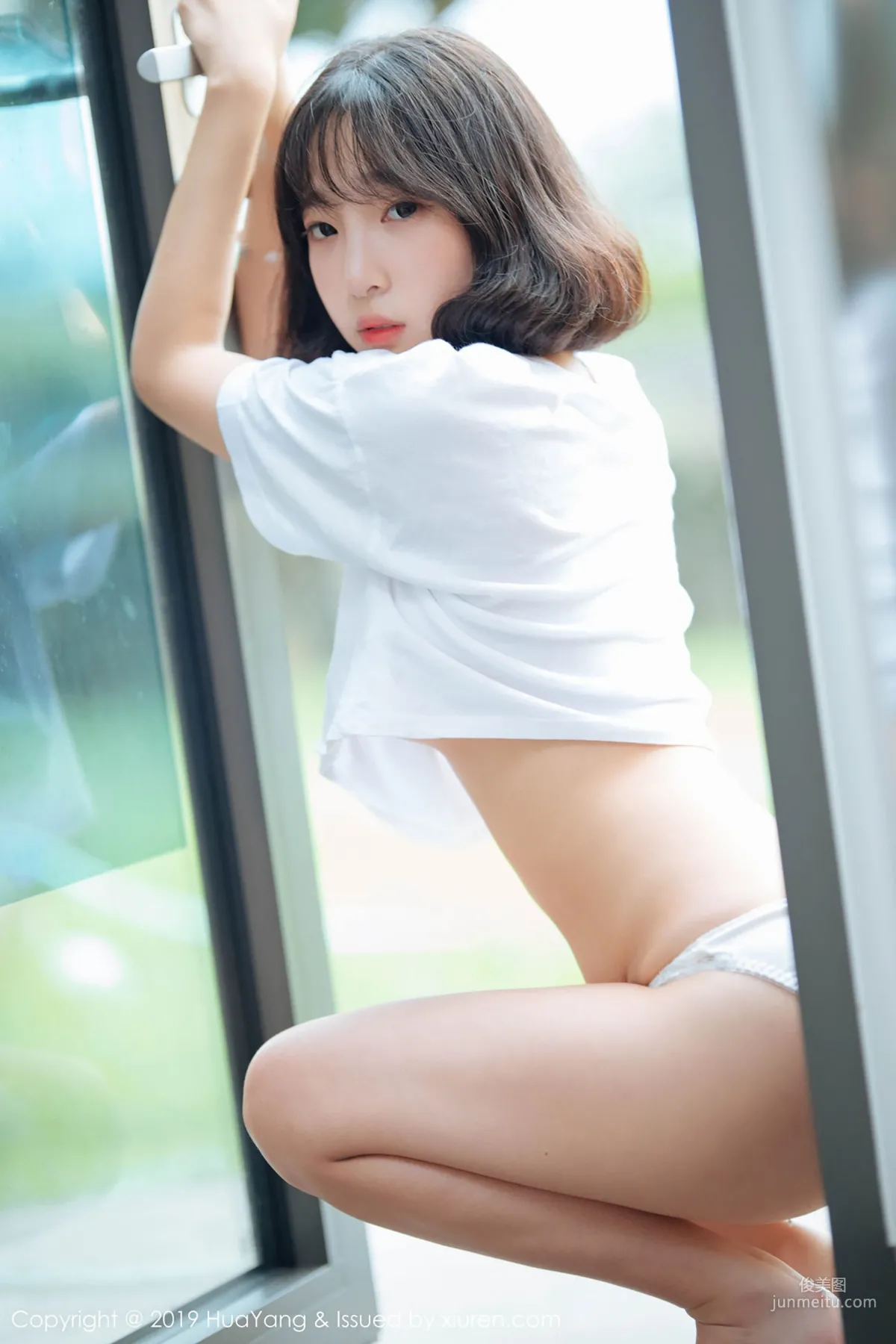 Model Qingqing, A Lotus Emerging from Water [HuaYang] Vol.109 Photo Set photo 23
