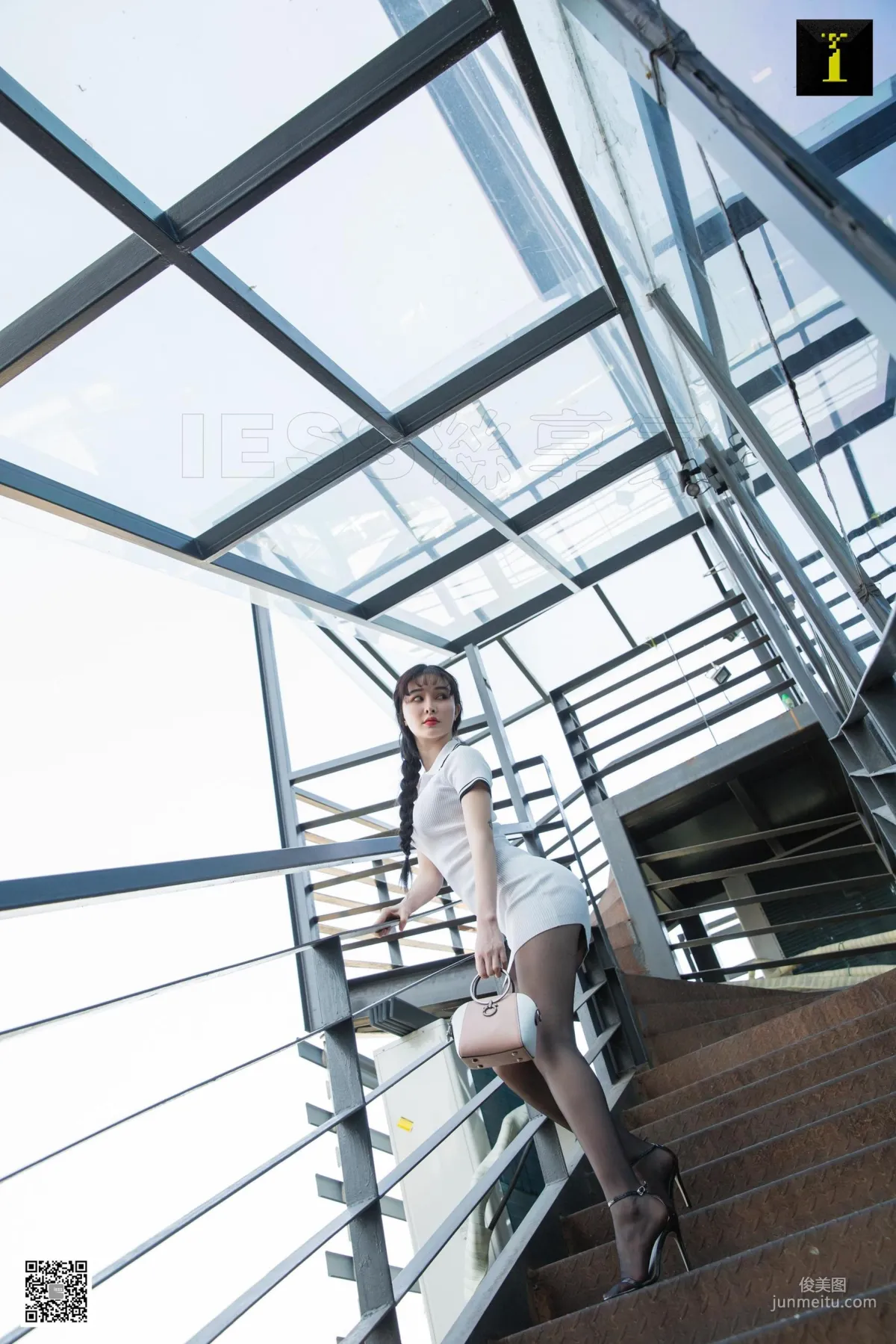 Miao Jie: IESS photo 67