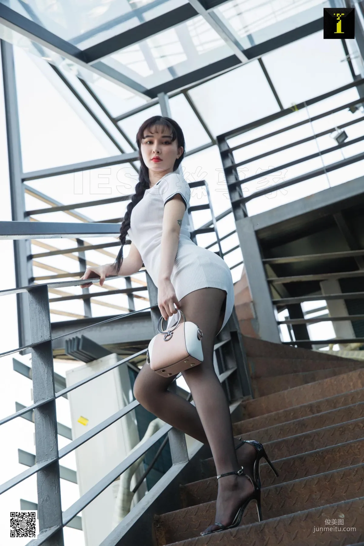 Miao Jie: IESS photo 68