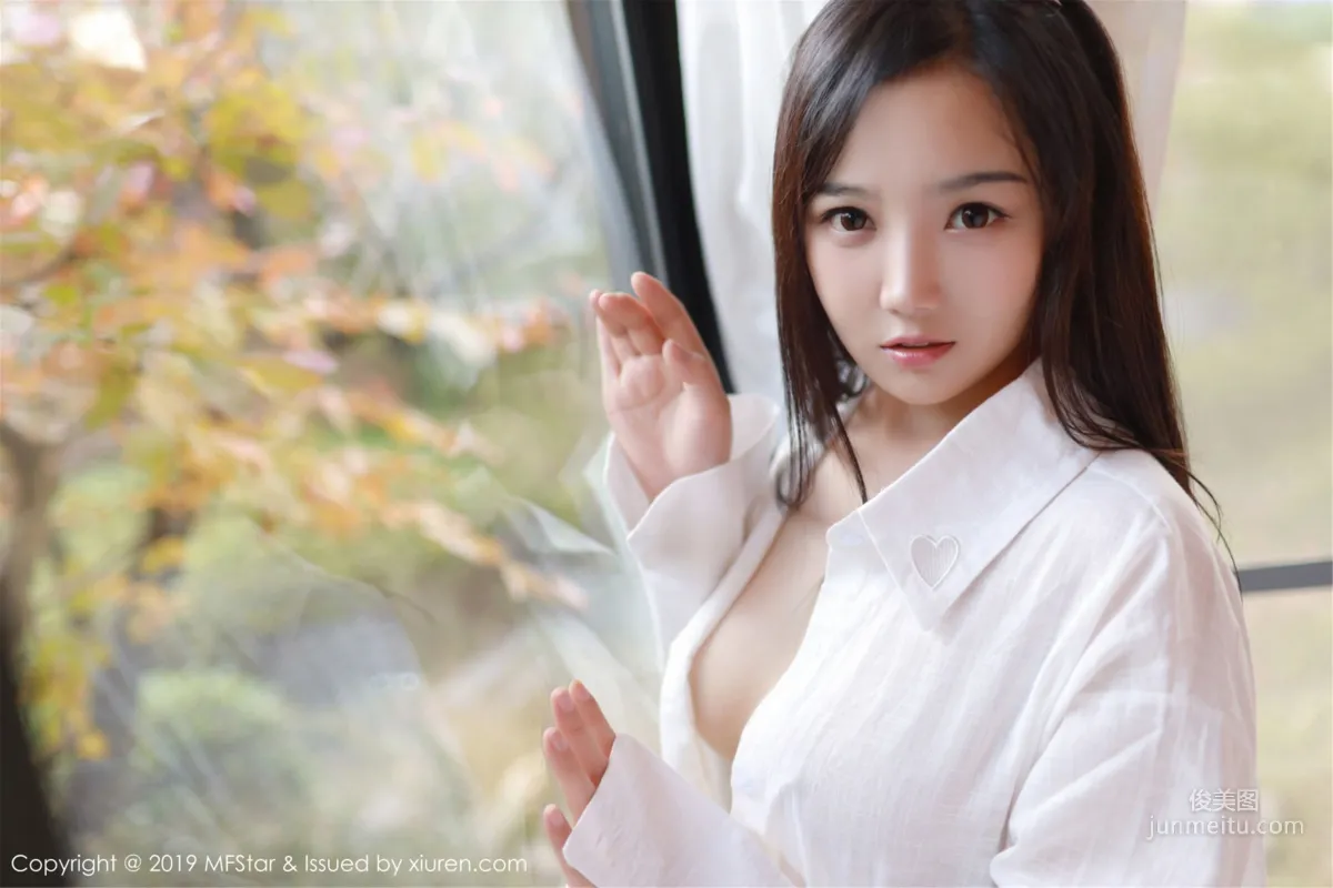 徐微微mia《钟爱的白衬衫》 [模范学院MFStar] Vol.187 写真集32