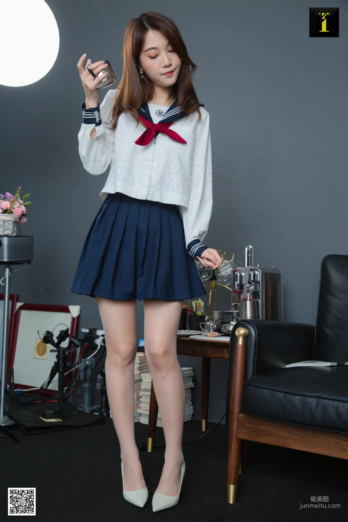 Zi Qi: IESS photo 68