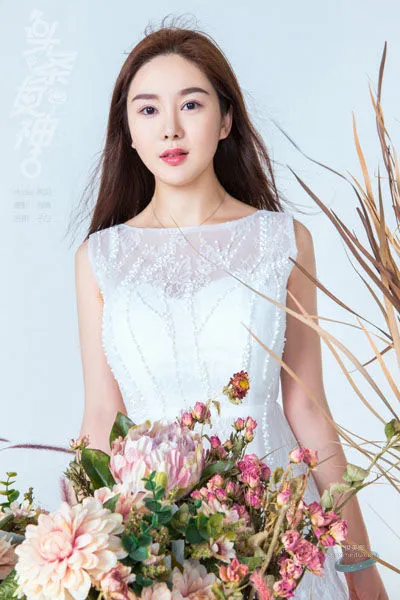 Yi Yang: TouTiao Goddess photo 4