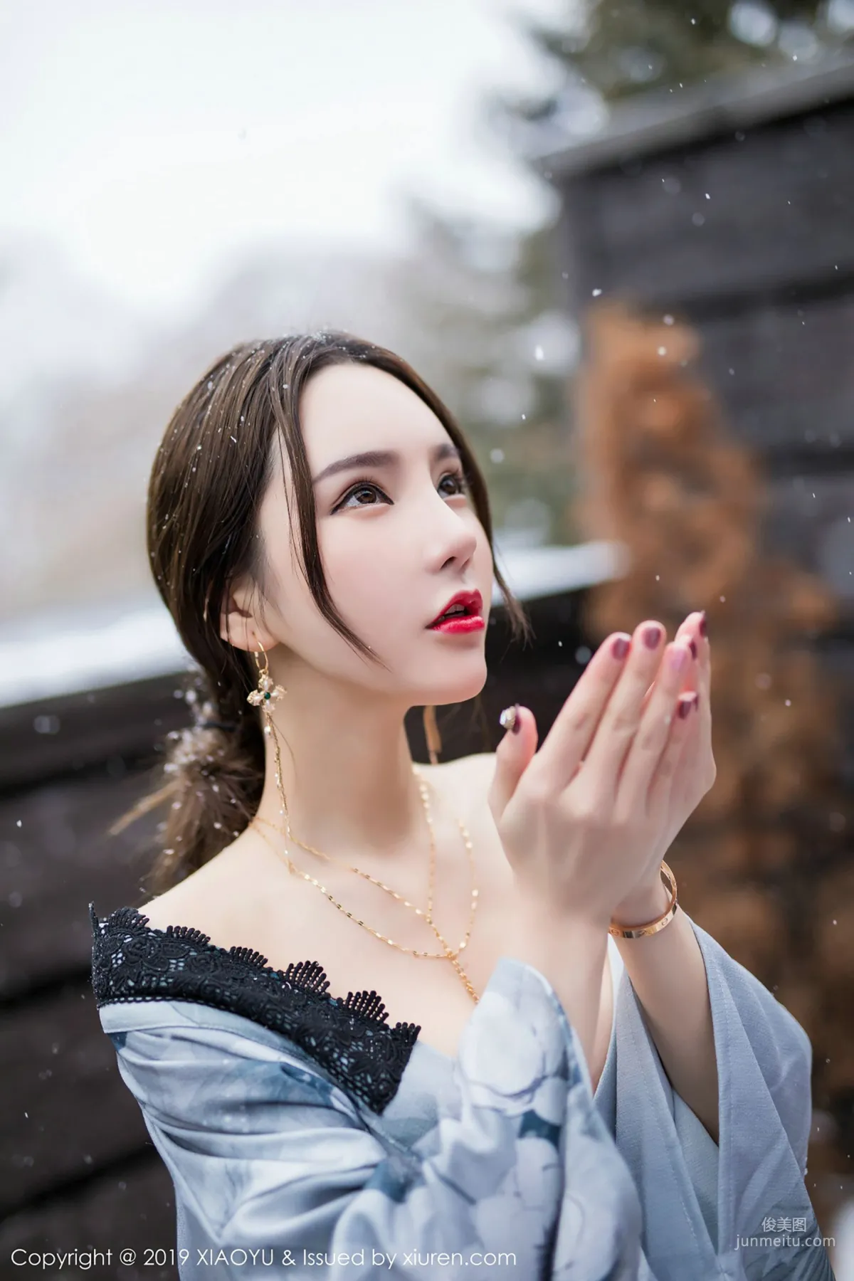 Zhou Yuxi Sandy, A Beauty in the Snow [XIAOYU] Vol.007 Photo Set photo 43