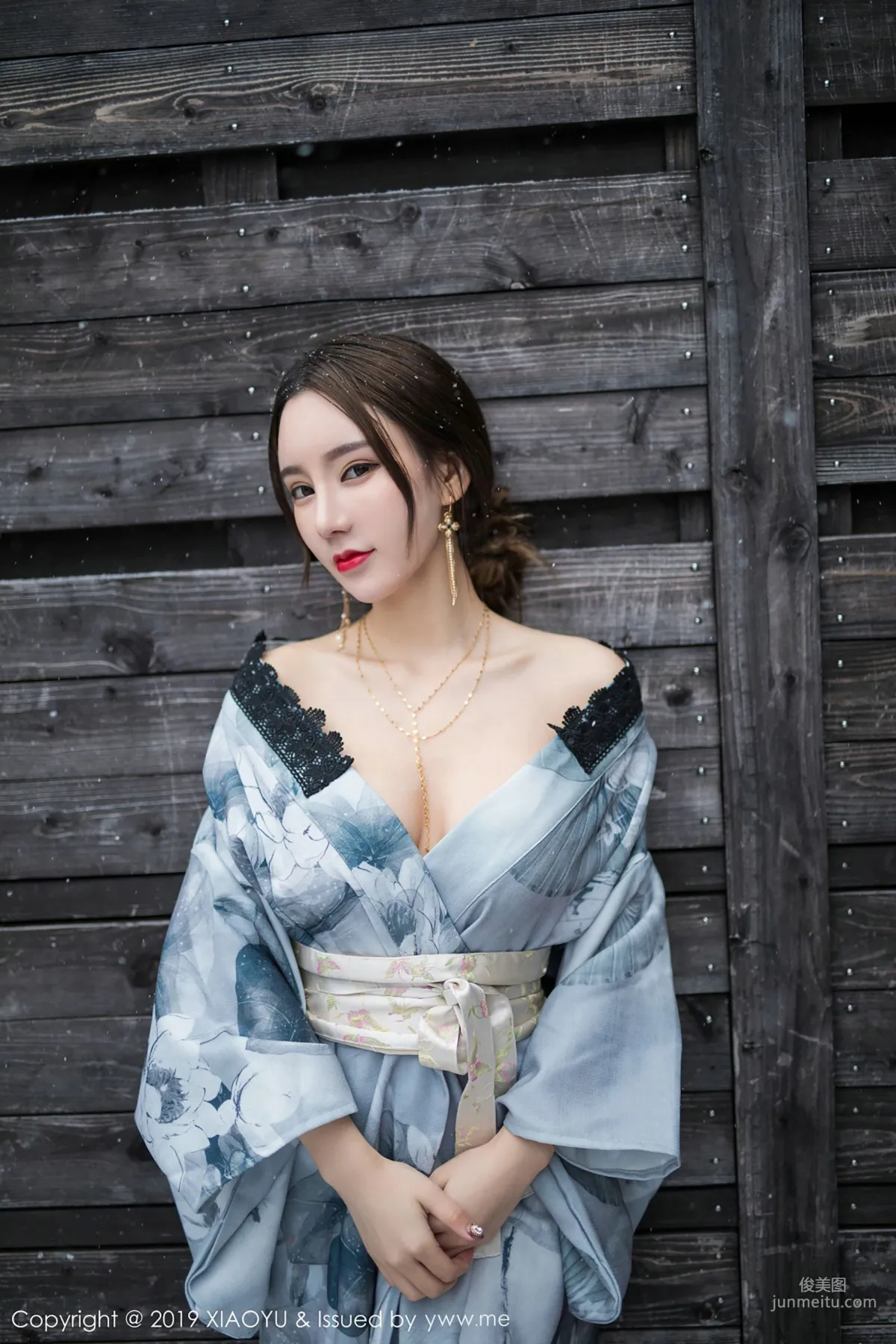Zhou Yuxi Sandy, A Beauty in the Snow [XIAOYU] Vol.007 Photo Set photo 38