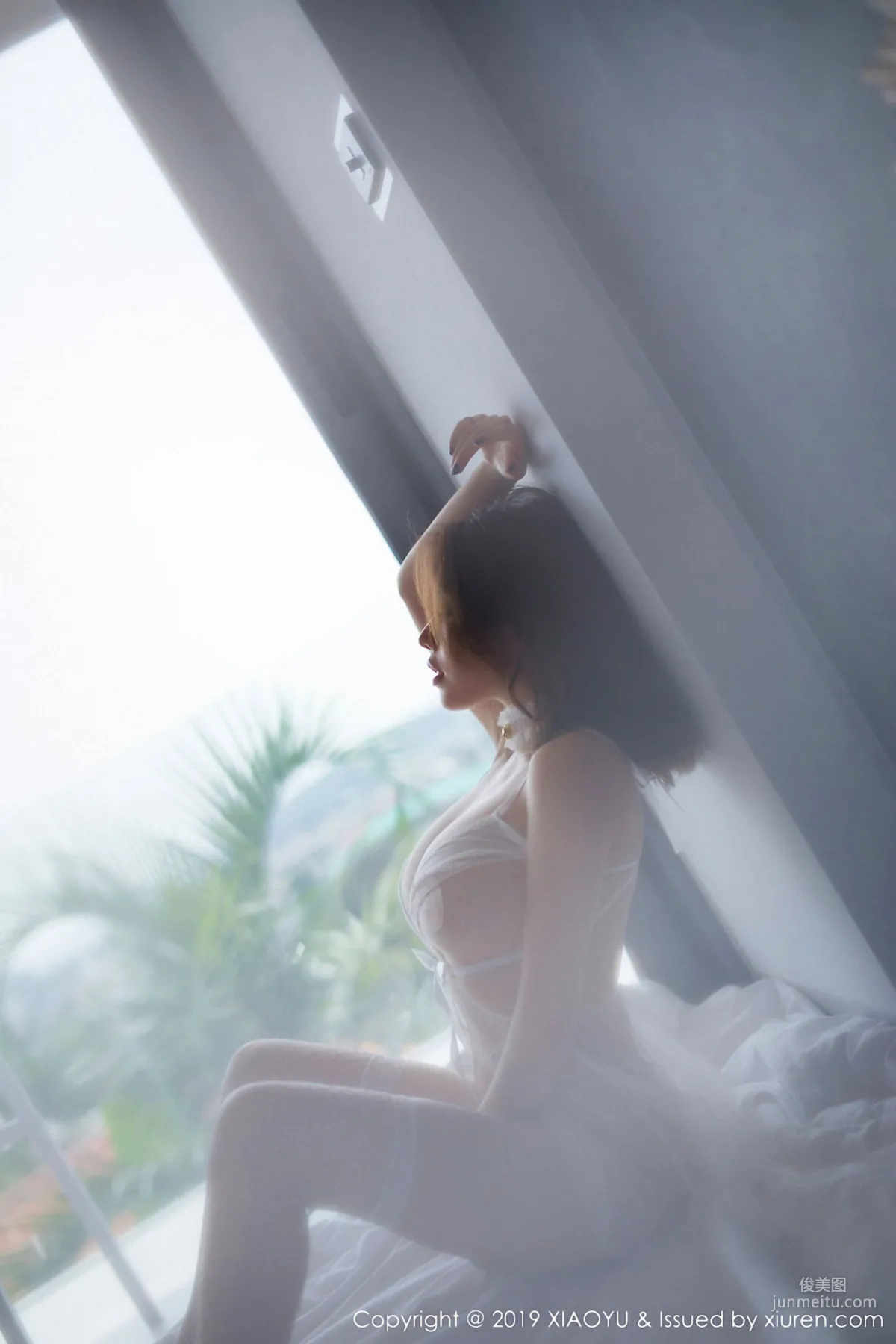 Huang Leran, Romantic Dreamy Lace and Chiffon with Seductive Cutout Wet Body Temptation [XIAOYU] Vol.047 Photo Set photo 17