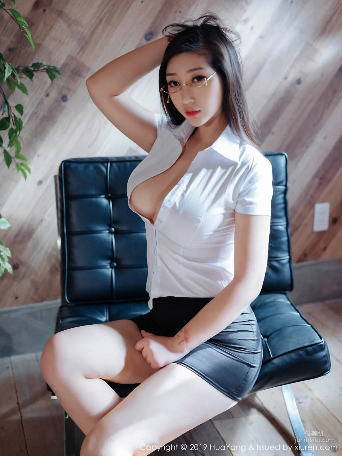Daji Toxic White Shirt Black Skirt Secretary Role Play [HuaYang] Vol.129 Photo Set photo 29