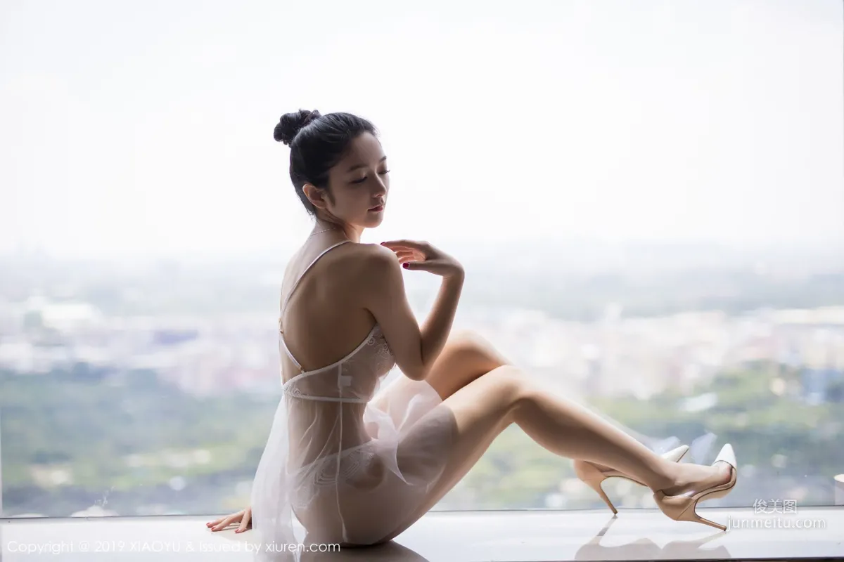Angela Likes Cats The Charming Tenderness of Qipao and Black Stockings [XIAOYU] Vol.034 Photo Set photo 27