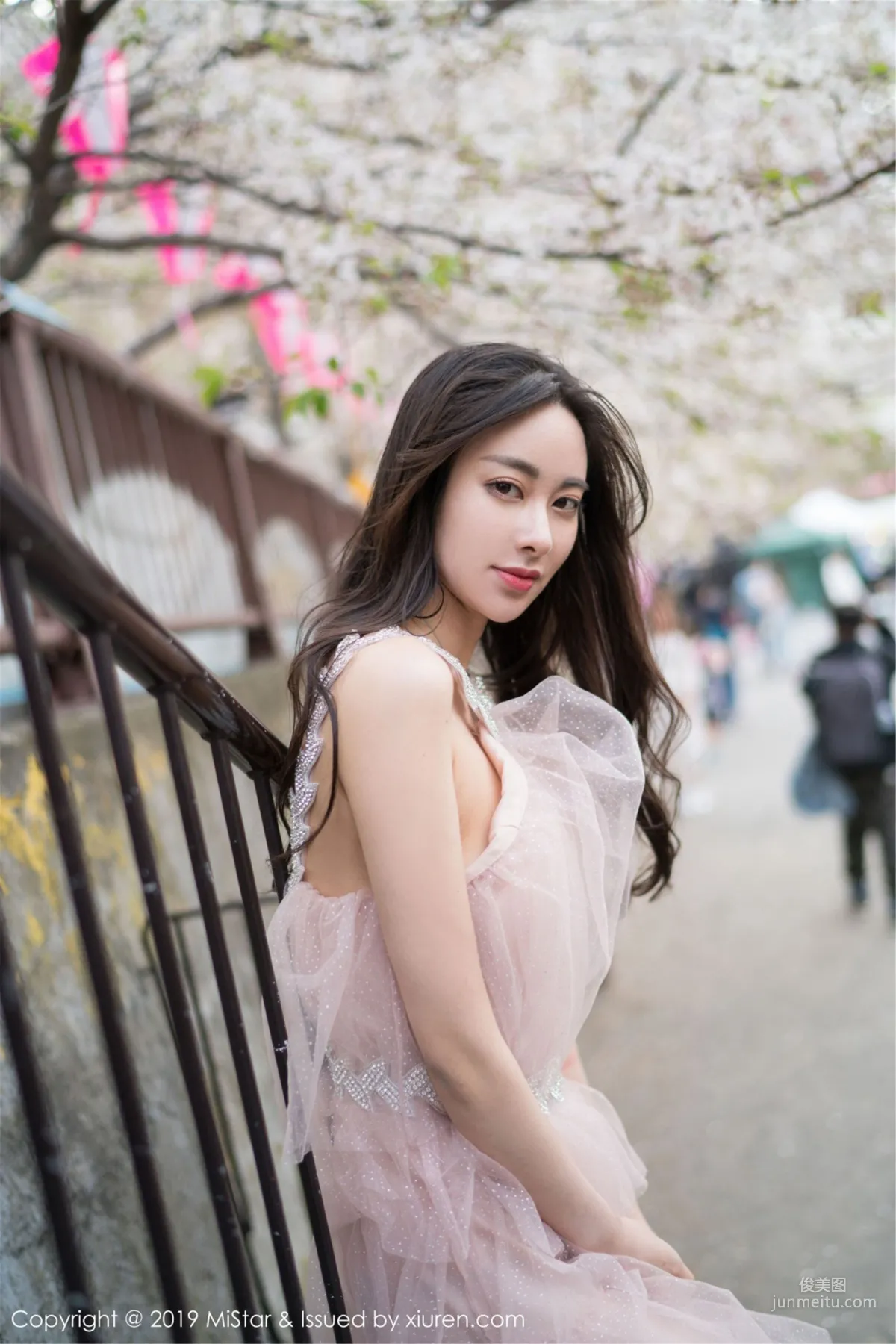 Mu Feifei, The Unique Temperament Under Ever-Changing Poses [MiStar] Vol.280 Photo Set photo 4