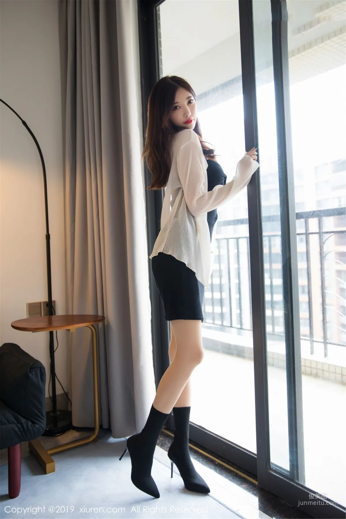 Yang Chenchen sugar "Lace Lovers' Treat" [XIAOYU] Vol.051 Photo Set photo 6