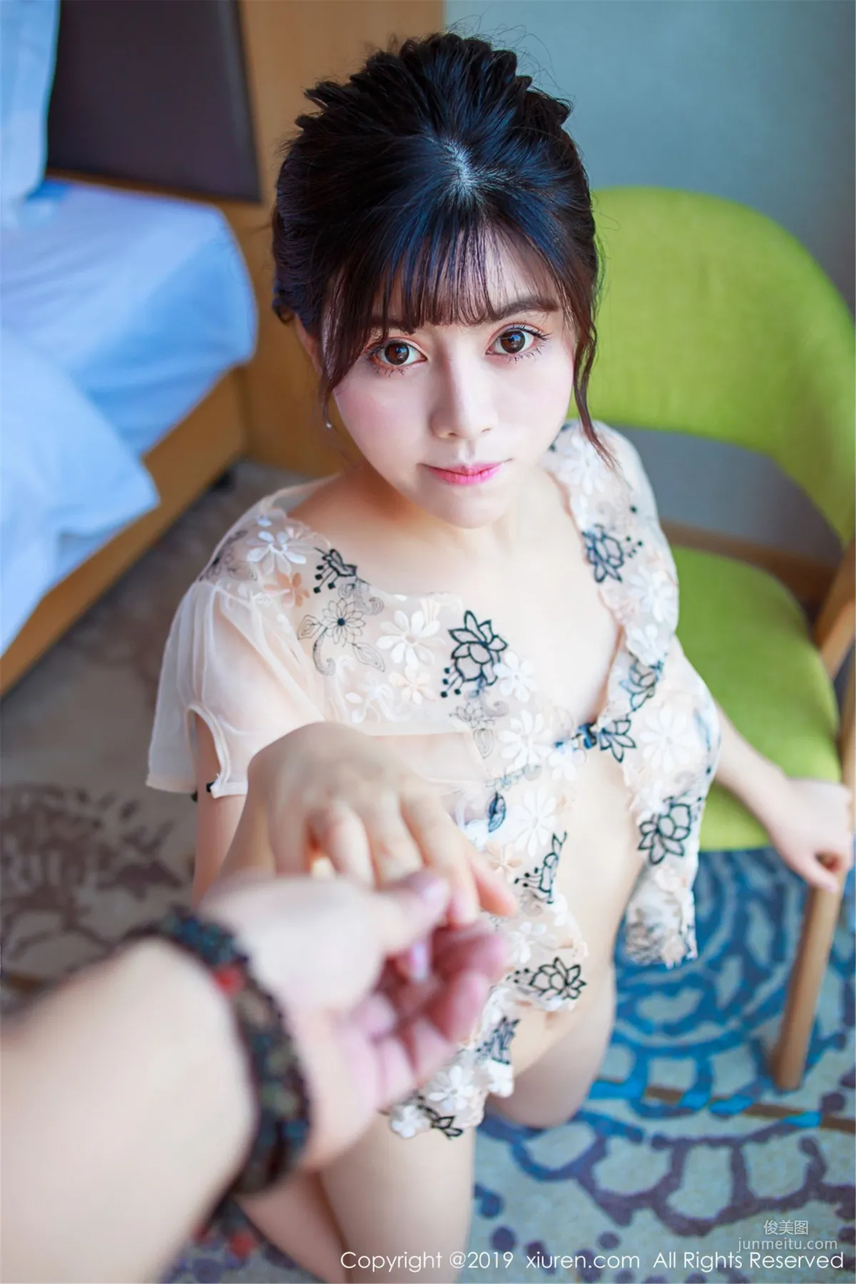 Bai Tian, Petite Body but Curvy and Distinctive [XiuRen] No.1429 Photo Set photo 28