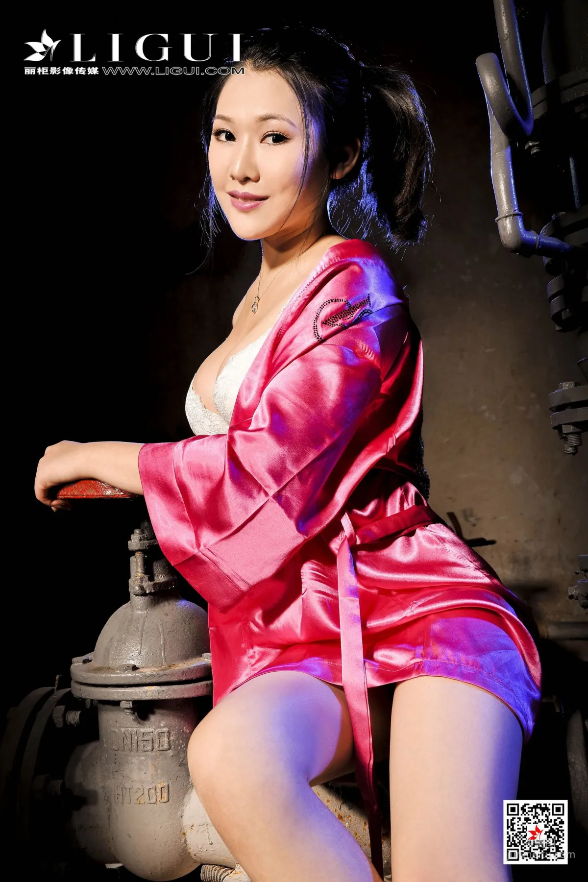 腿模文靜《和服絲足誘惑》 [麗櫃Ligui] 寫真集 43
