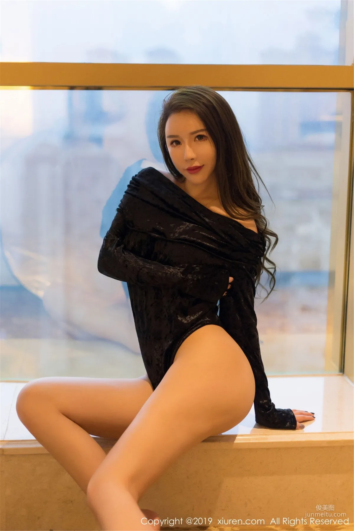 Egg Younisi Sexy Curves [XiuRen] No.1450 Photo Set photo 24