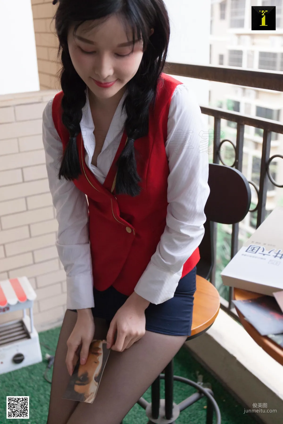 Miao Jie: IESS photo 75