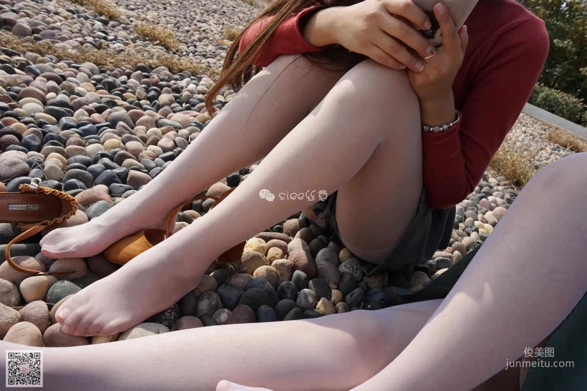 [丝意SIEE] No.004 鱼鱼&茹茹 《湖边玩丝》 写真集83