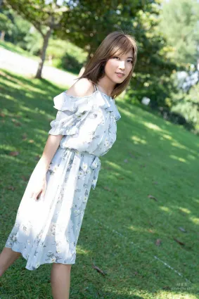 Seira Sato 佐藤聖羅 [YS-Web] Vol.837 寫真集