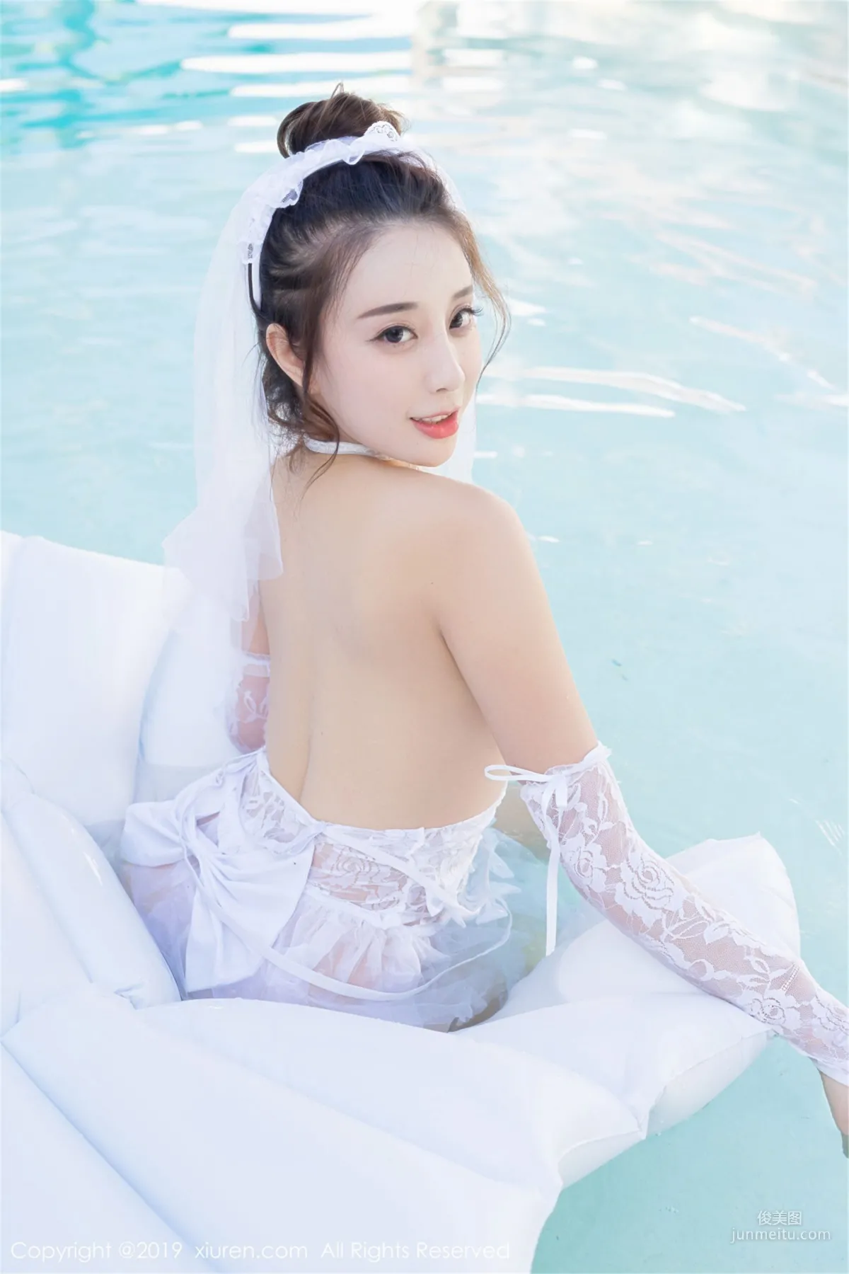 Xiao Hui cindy Elegant and Sexy Wedding Dress + Exquisite Charming Black Stockings [XiuRen] No.1428 Photo Set photo 33