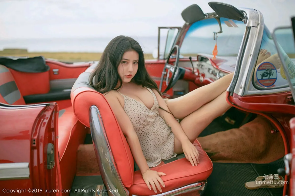 Manuela, Incomparable Curves in a Vintage Car Outdoor Shoot [XiuRen] No.1463 Photo Set photo 57