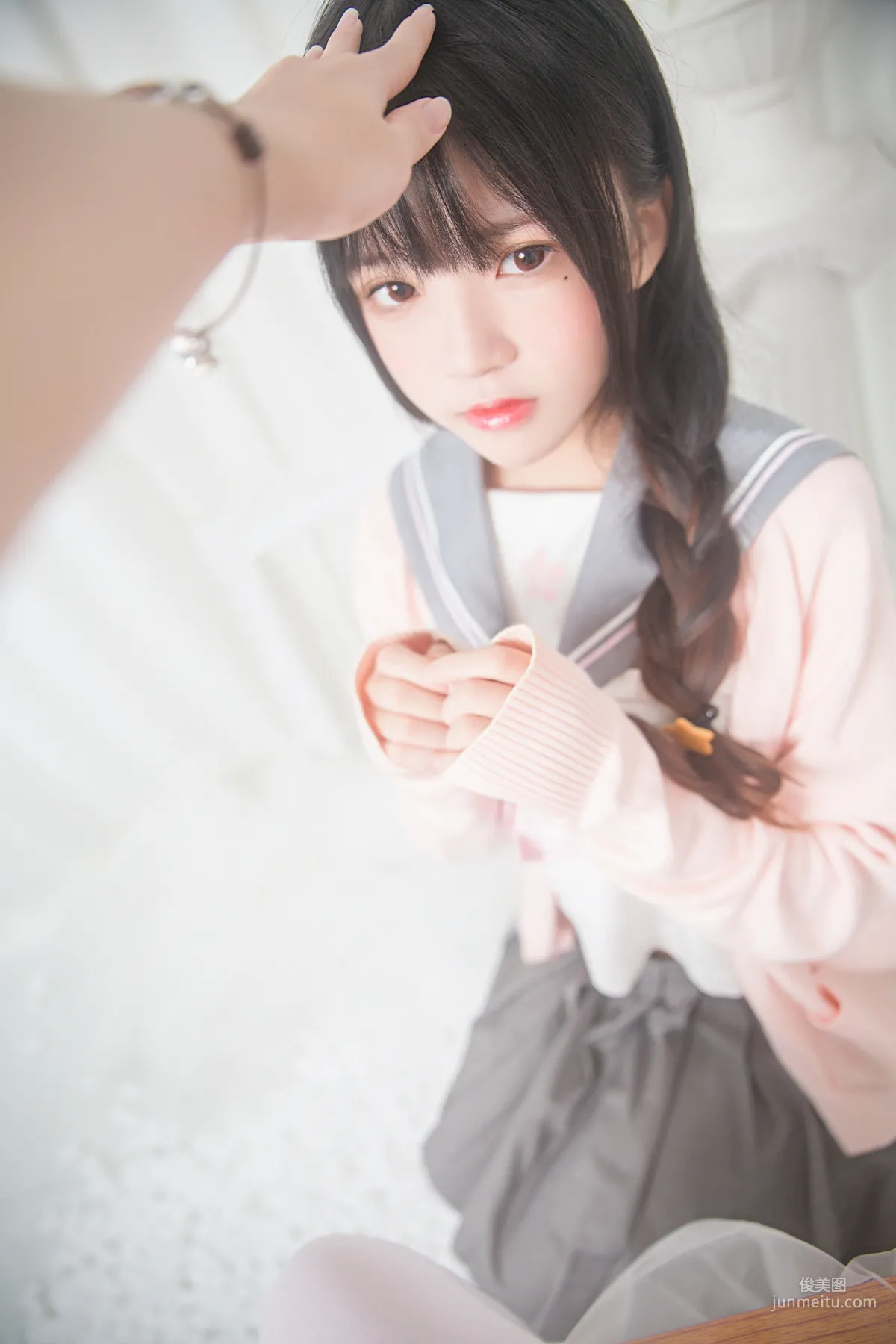 桜桃喵《雙人本》 [蘿莉COS] 寫真集 10