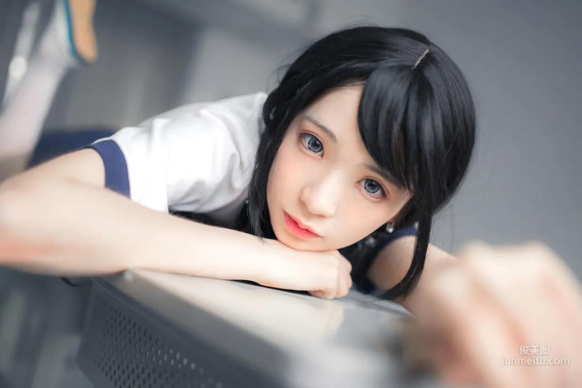 瘋貓ss《體操服白絲》 [蘿莉COS] 寫真集 25