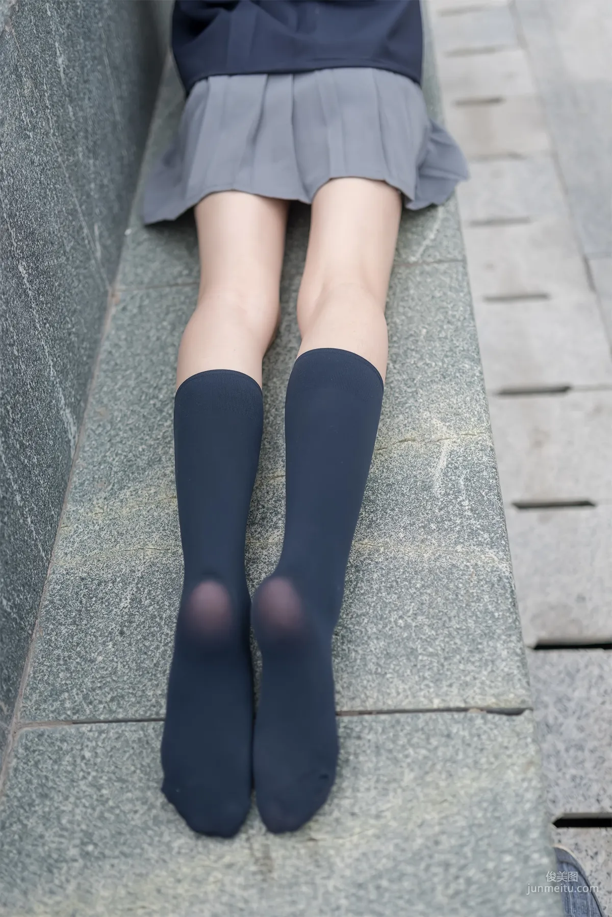 [Fengzhi Lingyu] NO.022 Schoolgirl Outdoor Black Stockings 2 Photo Set photo 11