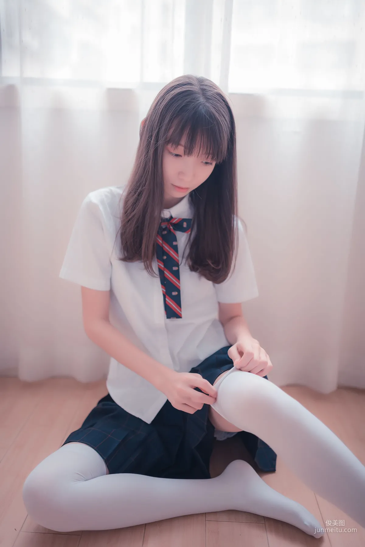 [風之領域] NO.004 鄰家白絲清新女孩 寫真集 38