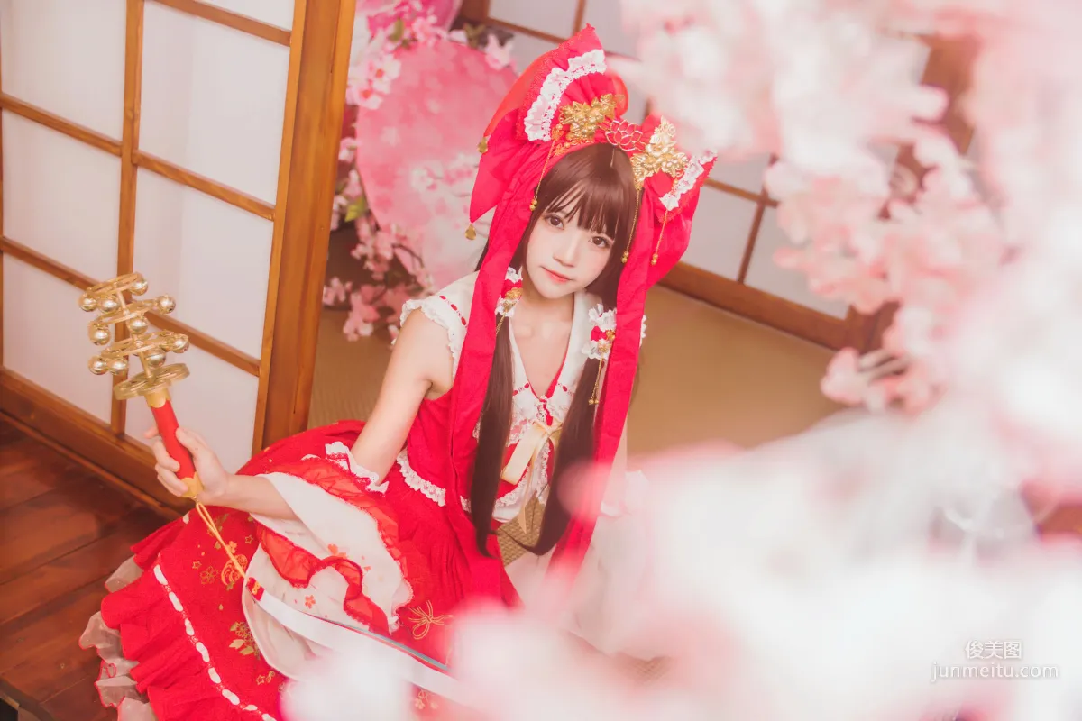 桜桃喵《靈夢 新年快樂》 [蘿莉COS] 寫真集 22
