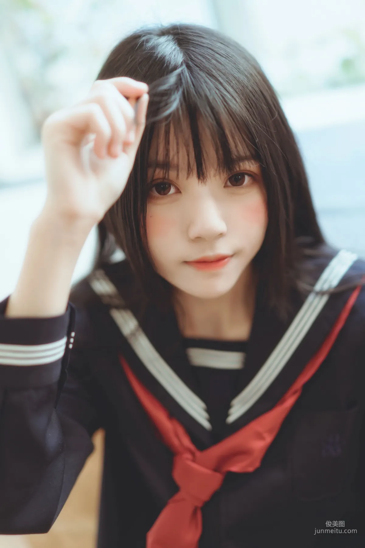桜桃喵《(小少女)黑色水手服》 [蘿莉COS] 寫真集 33