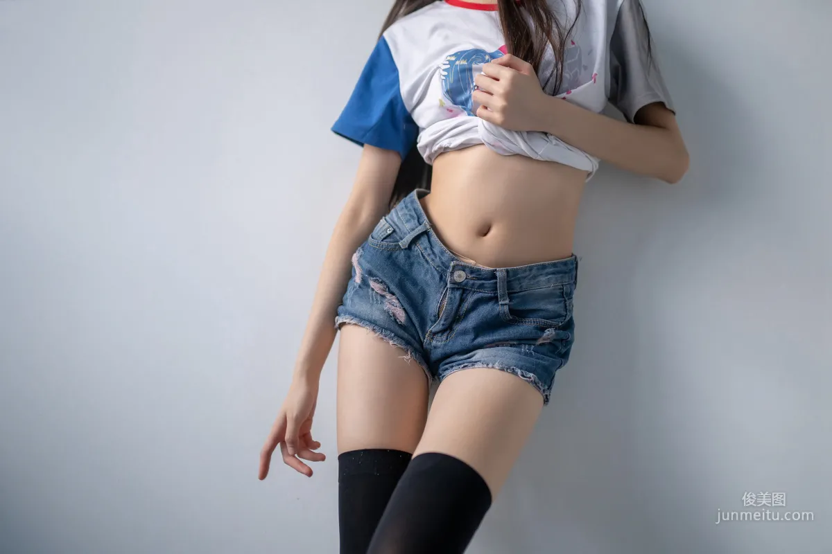 [风之领域] NO.113 黑丝牛仔短裤小蛮腰 写真集6