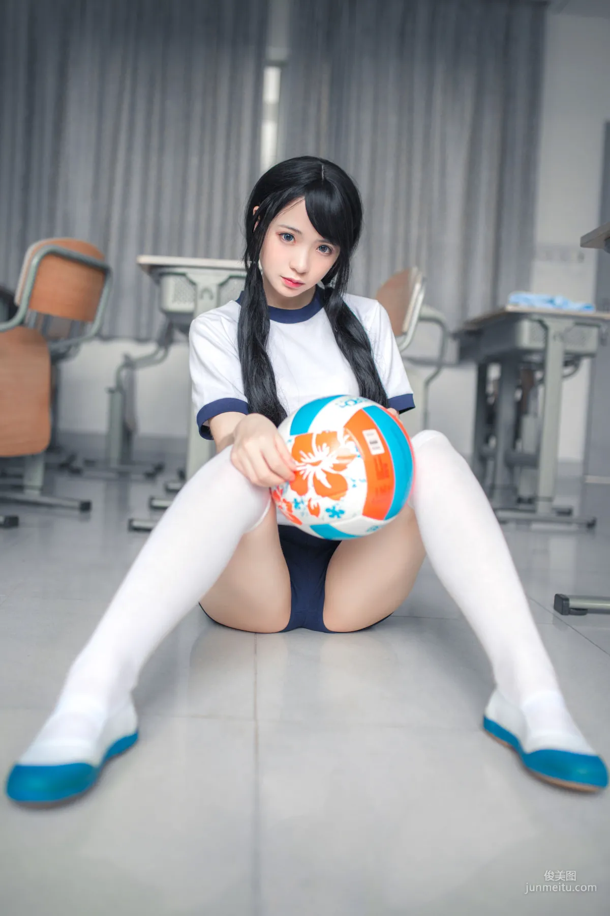 瘋貓ss《體操服白絲》 [蘿莉COS] 寫真集 37