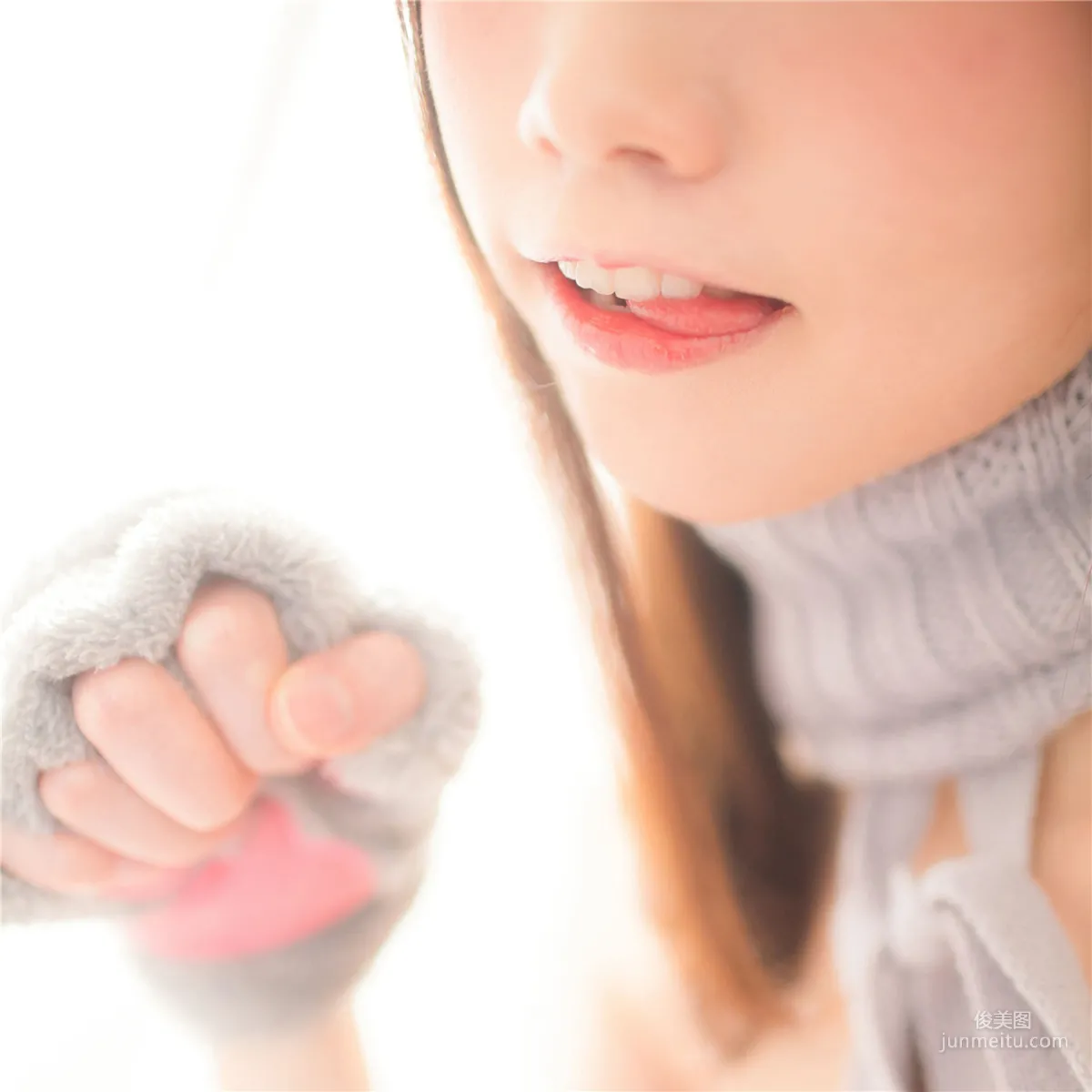 [风之领域] NO.128 露背毛衣熊女孩 写真集21