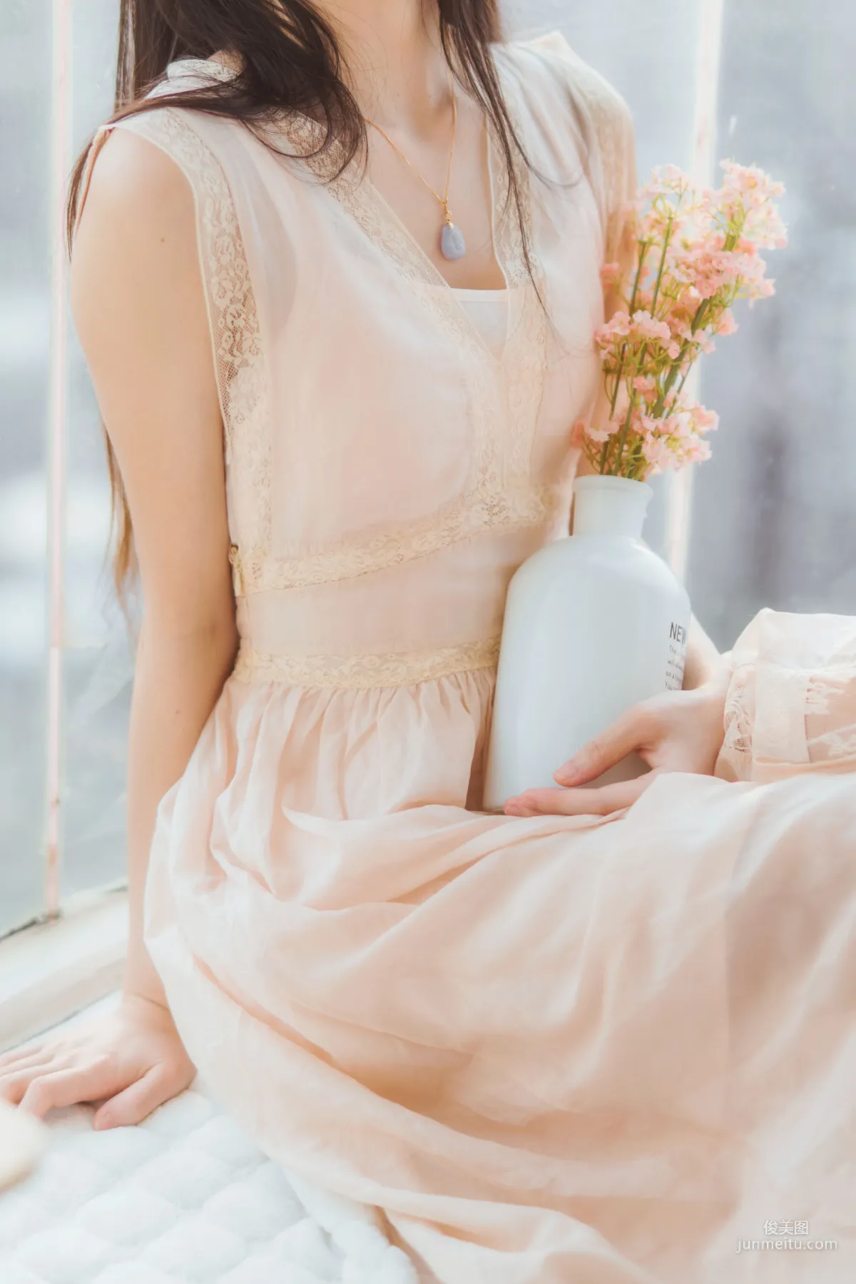 桜桃喵《喵呀》 [蘿莉COS] 寫真集 8